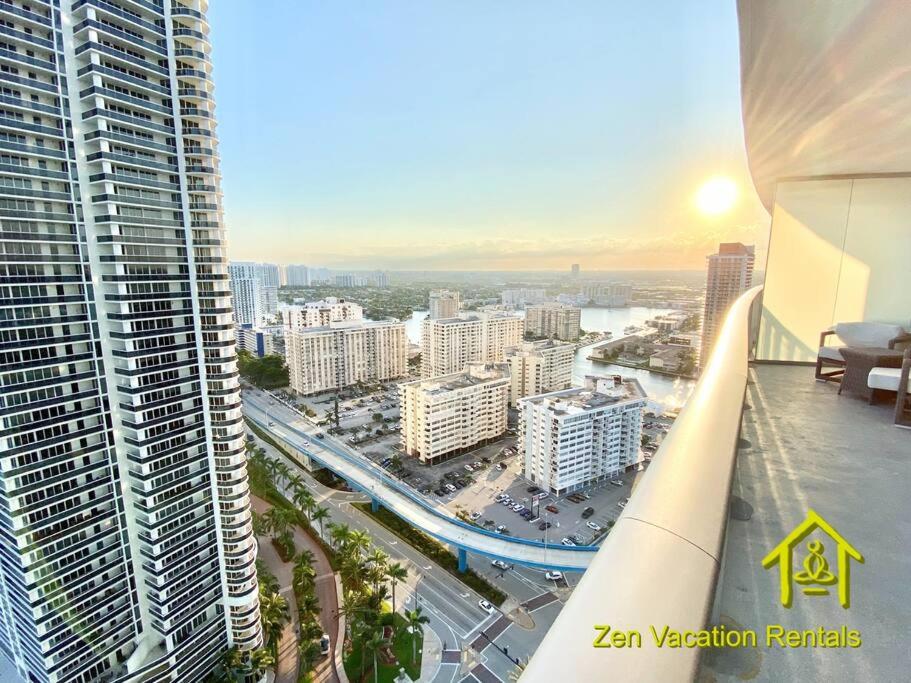 Апартаменты Luxurious 2 bedroom on the Ocean IL