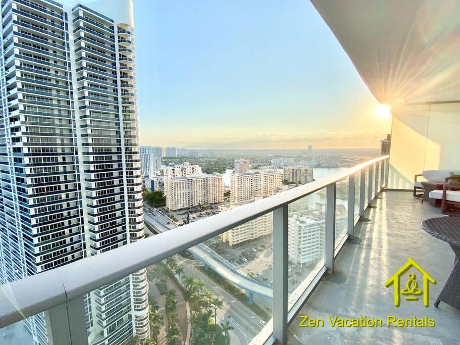 Апартаменты Luxurious 2 bedroom on the Ocean IL