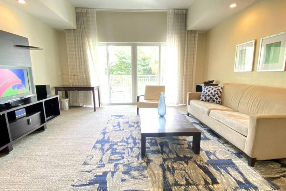 Апартаменты Luxury Doral Apt Near Malls Airport in Provident Doral at the Blue
