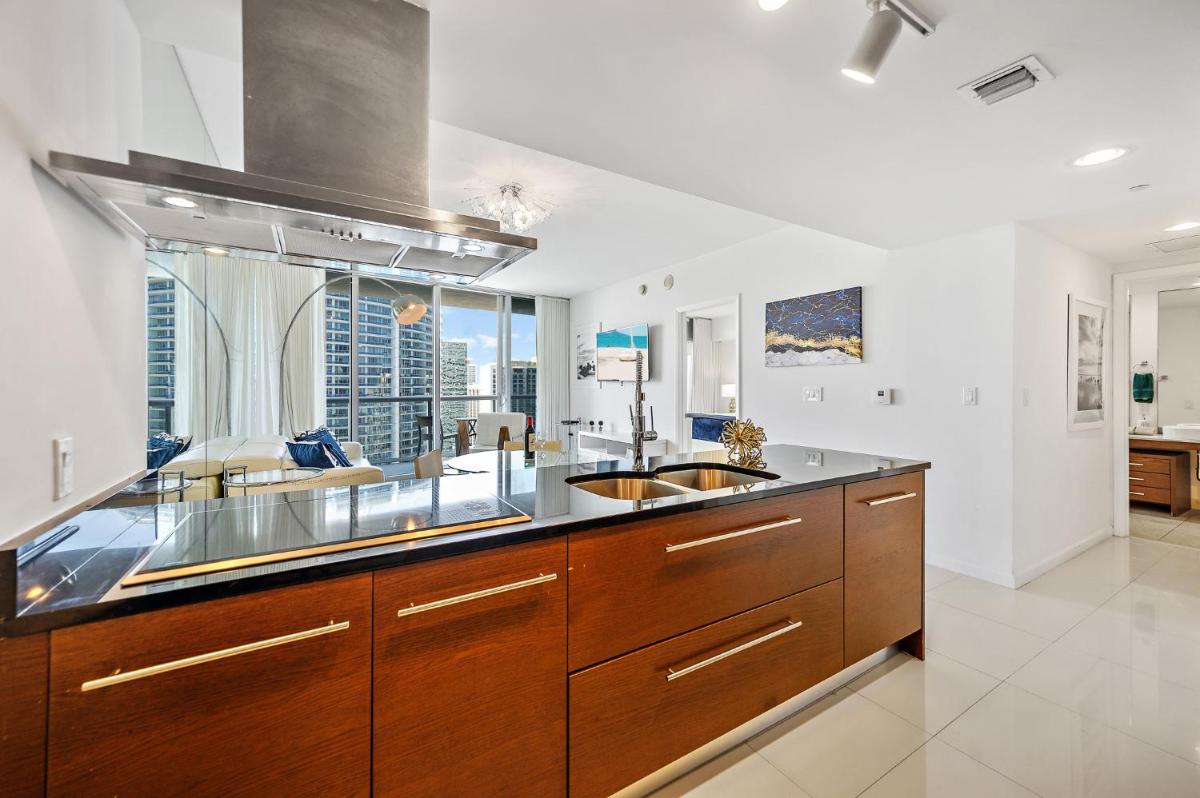Апартаменты Majestic High Rise Unit with Ocean view