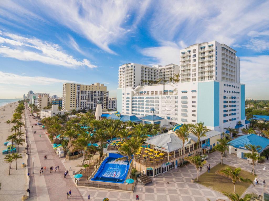 Отель Margaritaville Hollywood Beach Resort