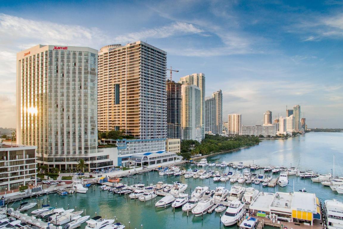 Отель Miami Marriott Biscayne Bay