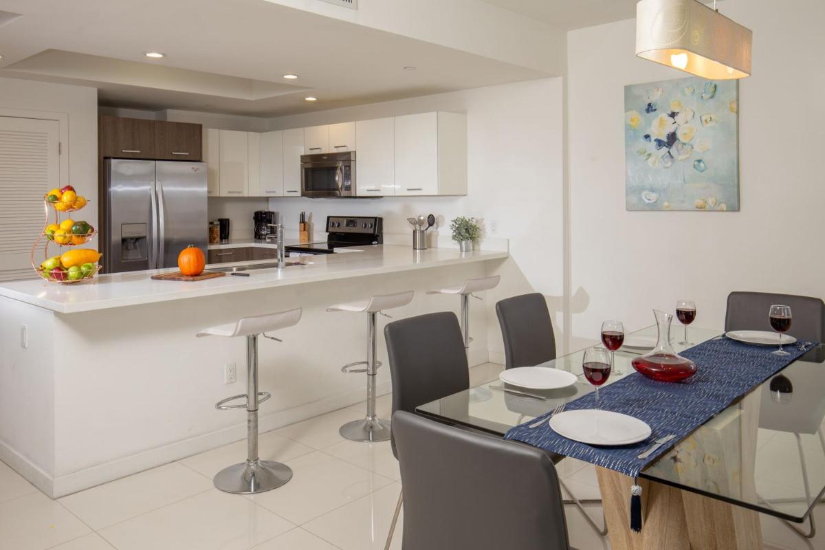 Апартаменты Moderno Residences By Bay Breeze