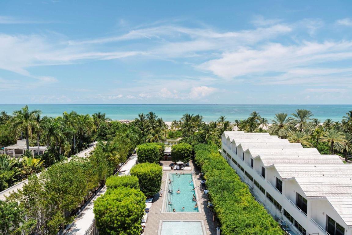 Отель Nautilus Sonesta Miami Beach