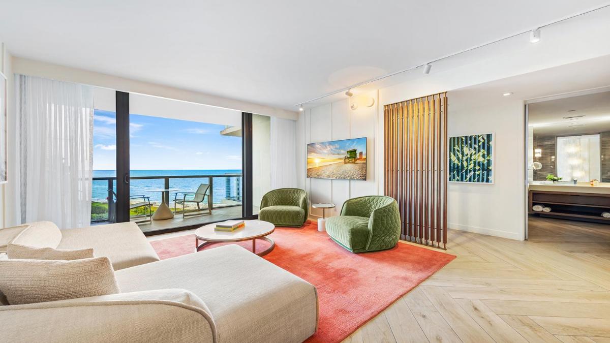 Отель Ocean View Residence at W South Beach -1215