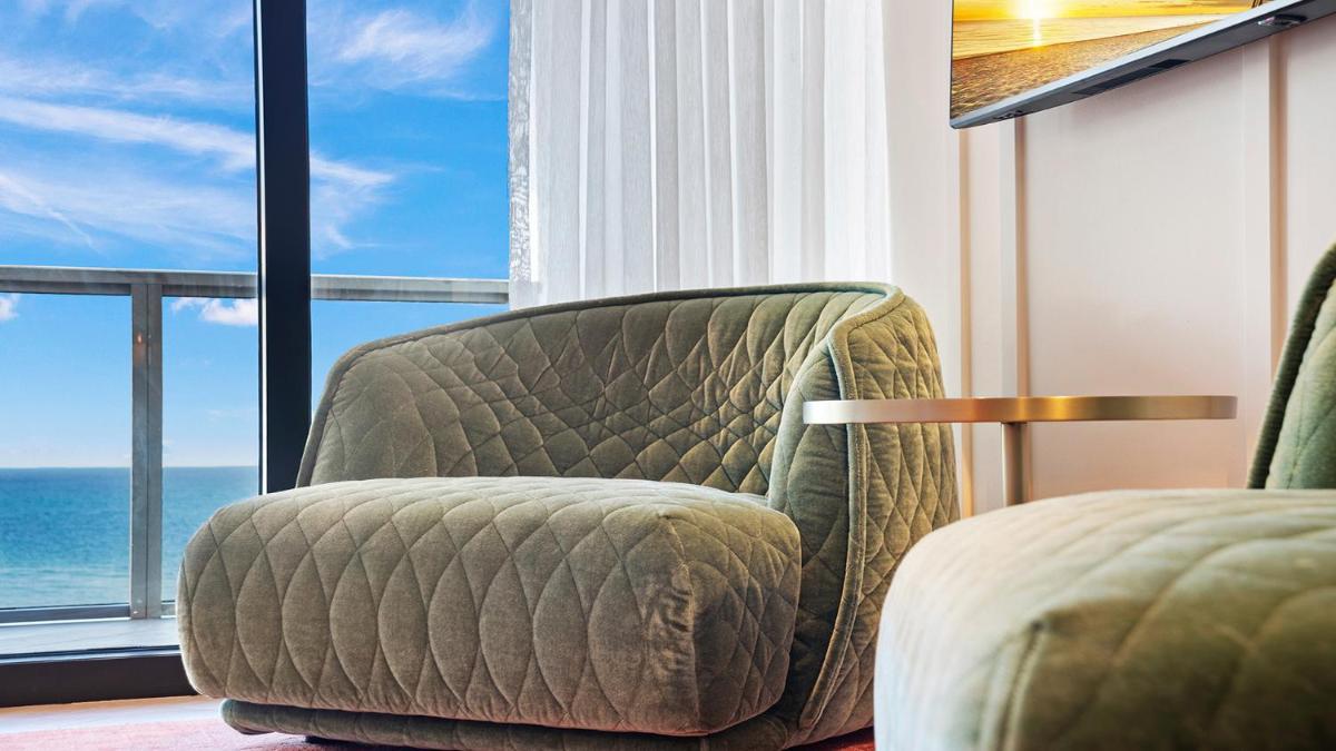 Отель Ocean View Residence at W South Beach -1215