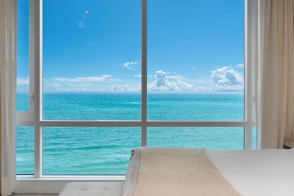Апартаменты Oceanfront Private Condo at 1 Hotel & Homes -1219