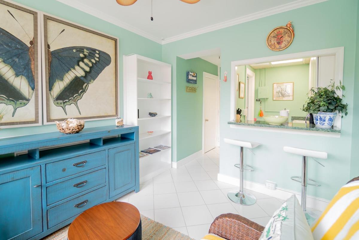 Апартаменты Palm Beach Island Condominiums