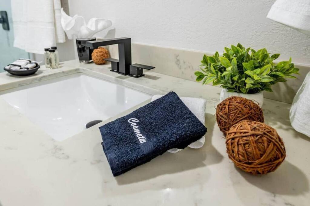 Апартаменты Perfect relaxing getaway! 42 Private Oasis