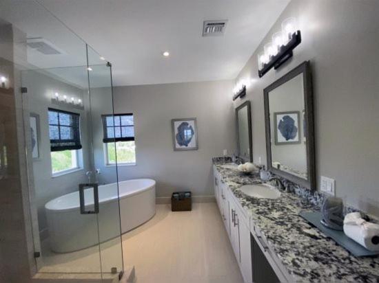 Апартаменты Playa Largo Ocean Residences with Resort Privileges