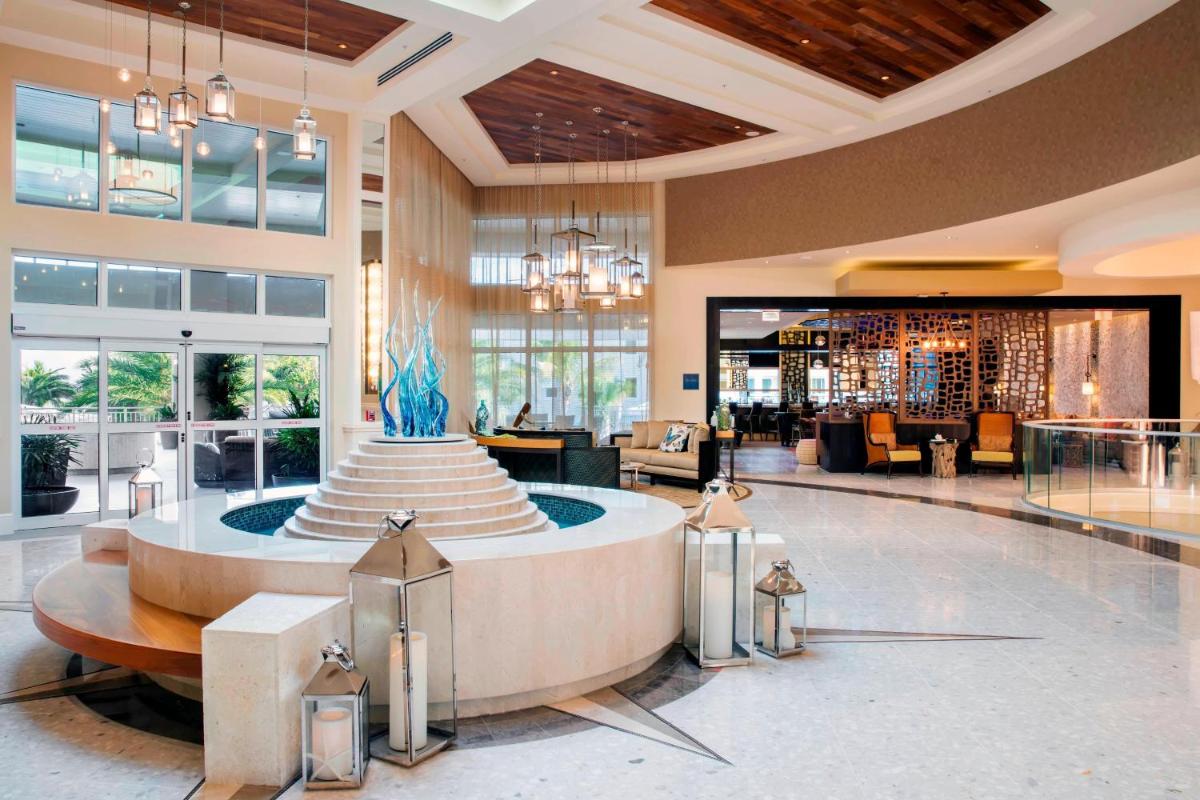 Отель Playa Largo Resort & Spa, Autograph Collection