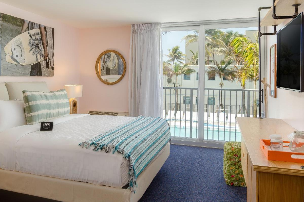 Отель Plunge Beach Resort