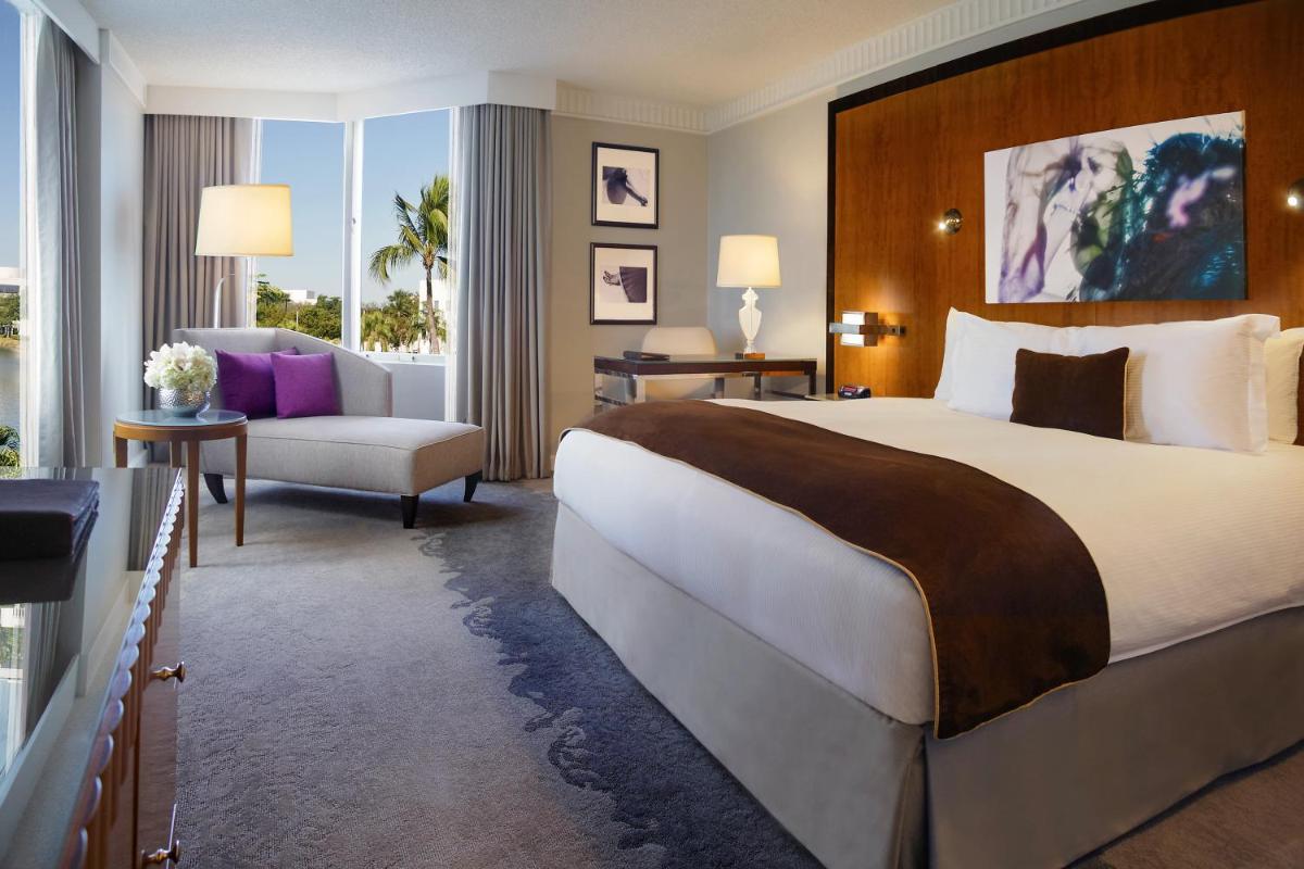 Отель Pullman Miami Airport