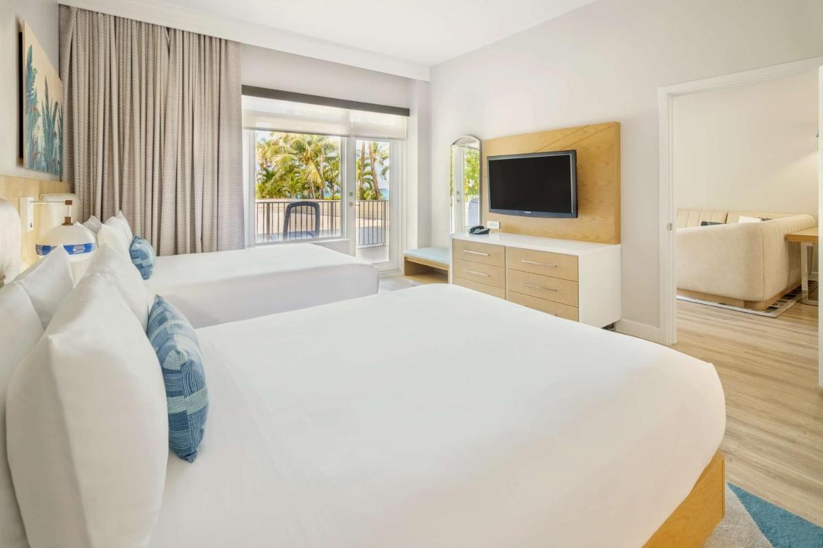 Отель Radisson Resort Miami Beach