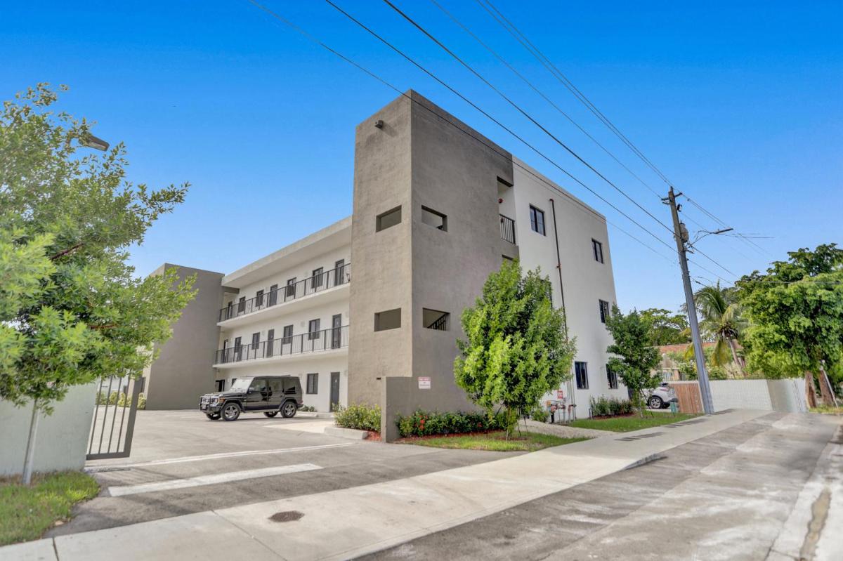 Апартаменты Renzzi Wynwood Apartments