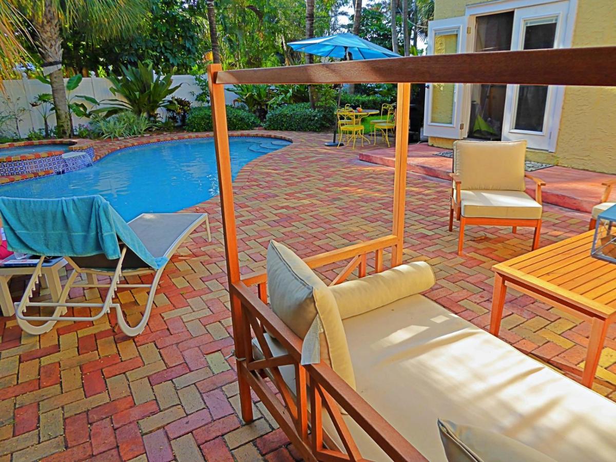 Апартаменты Romantic heated Pool &spa