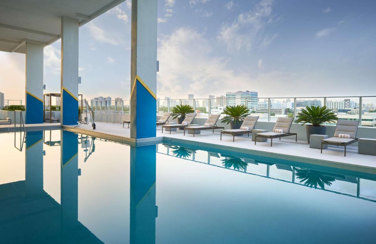 Отель SERENA Hotel Aventura Miami, Tapestry Collection by Hilton