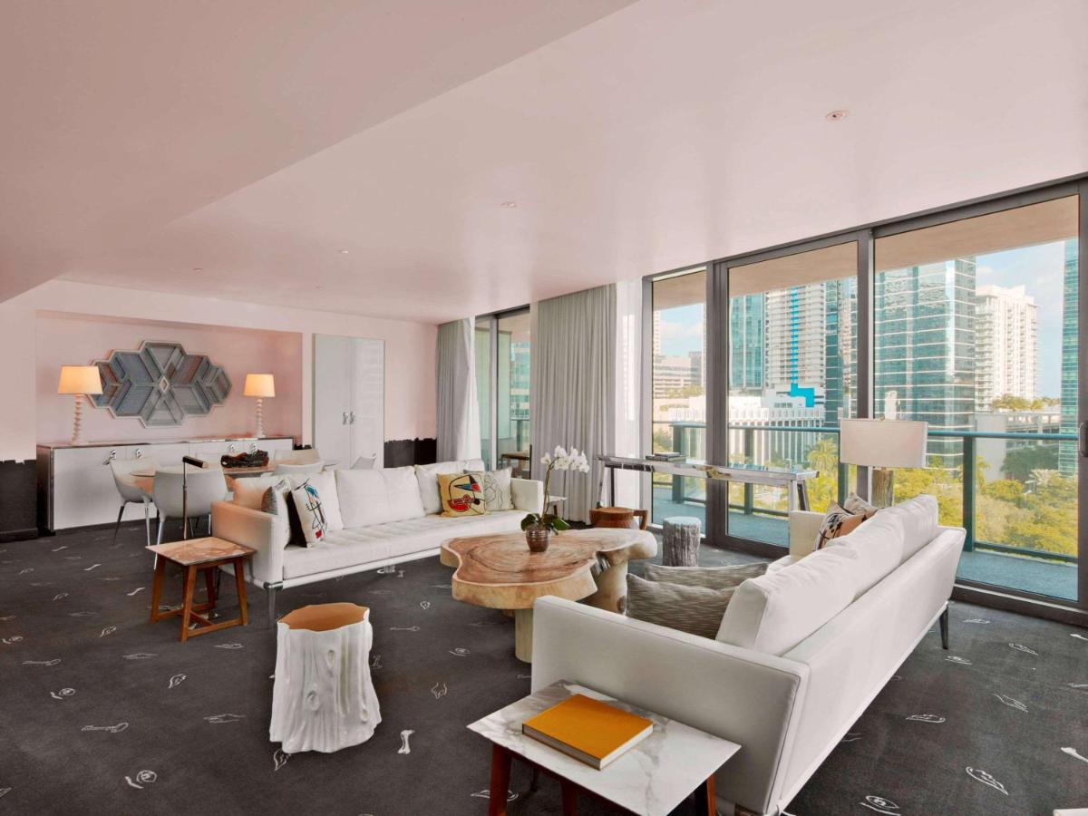 Отель SLS Brickell