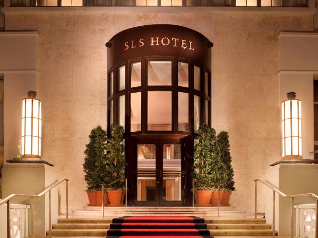 Отель SLS South Beach