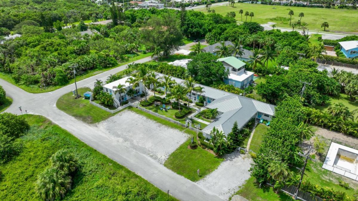 Отель Seahorse Beach Bungalows