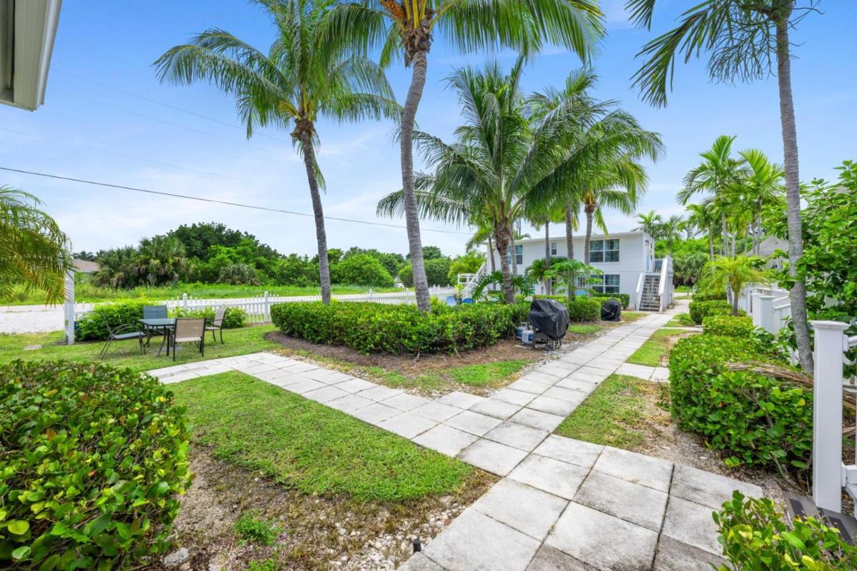 Отель Seahorse Beach Bungalows
