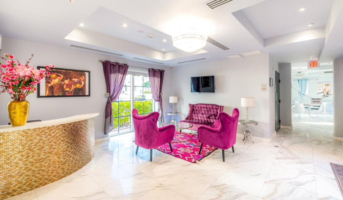 Отель Secret Garden Miami Beach