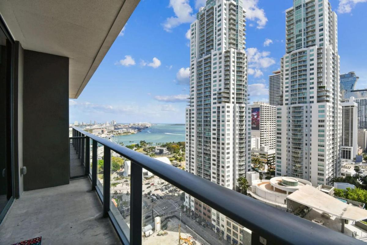 Апартаменты Stunning 3-BR Apartment in Miami