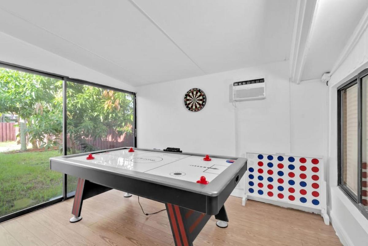 Апартаменты Stylish Pool House in the Heart of Fort Lauderdale