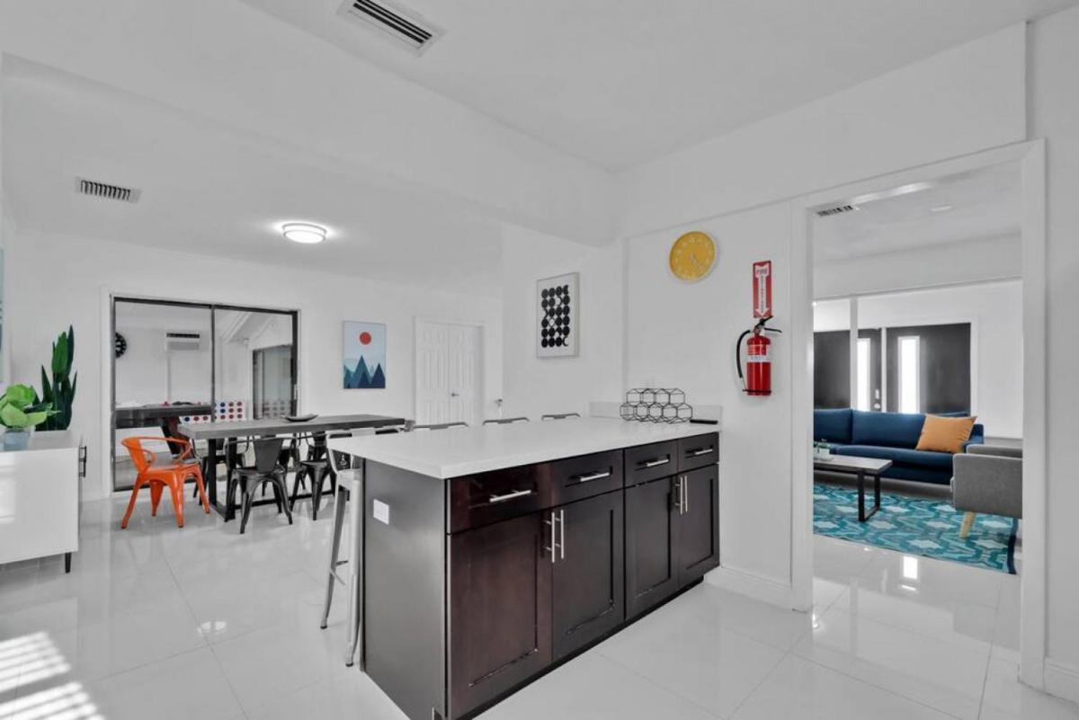 Апартаменты Stylish Pool House in the Heart of Fort Lauderdale