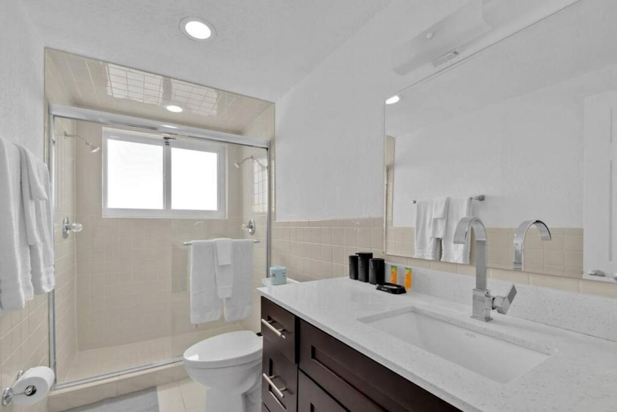 Апартаменты Stylish Pool House in the Heart of Fort Lauderdale