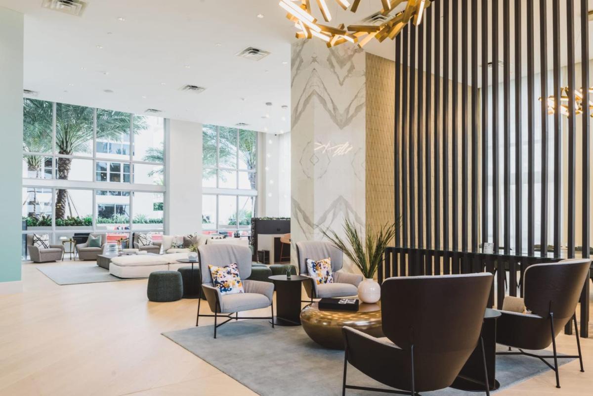 Апартаменты Stylish and Modern Apartments at The Palmer Dadeland