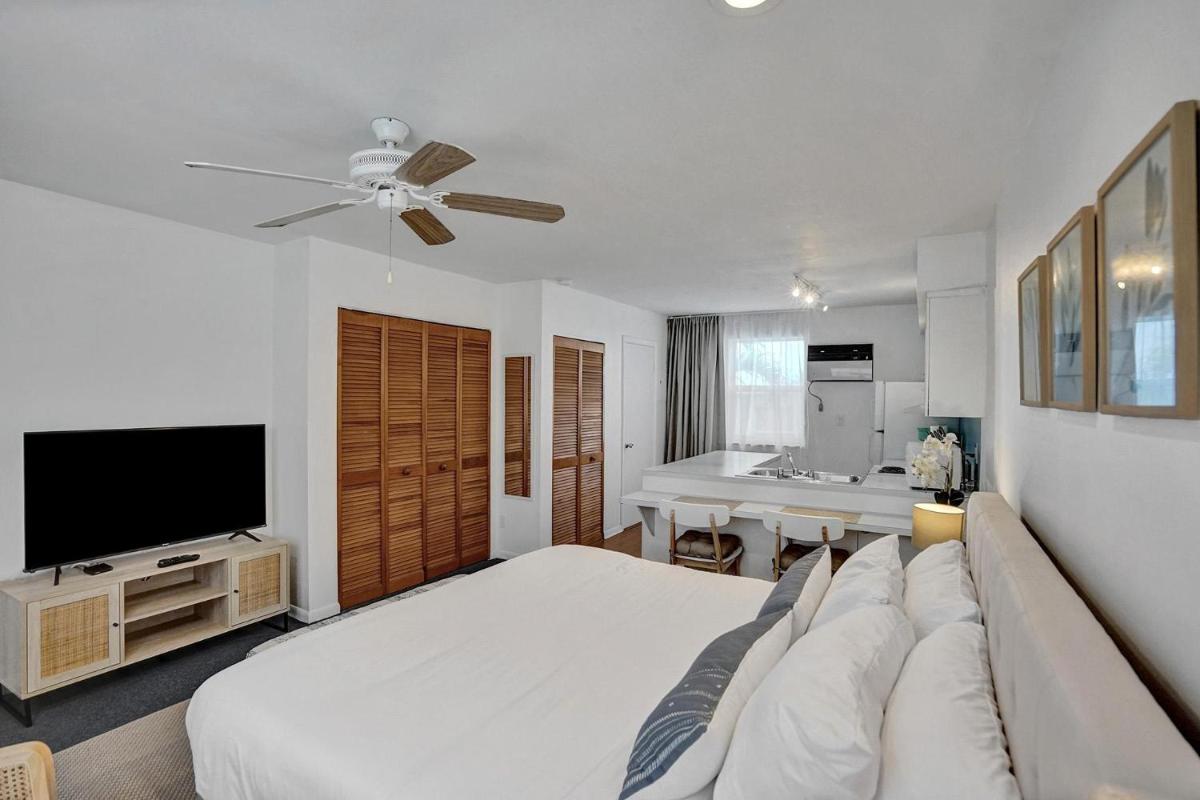 Апартаменты Suite #1 — Marine Villas Hollywood — 1 Bedroom