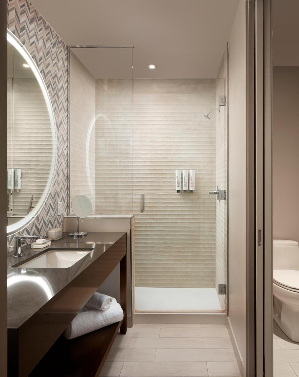 Отель THesis Hotel Miami