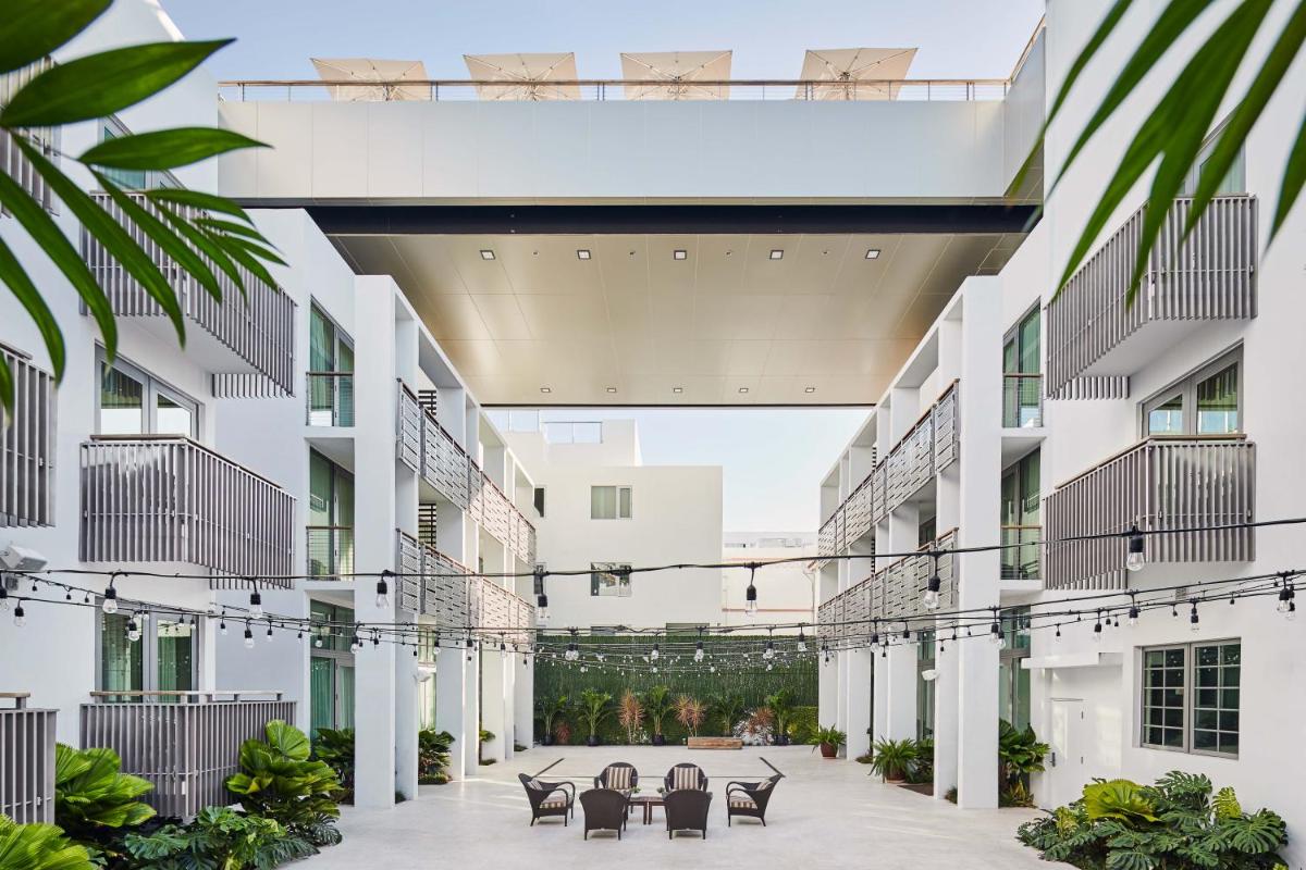Отель The Betsy Hotel, South Beach