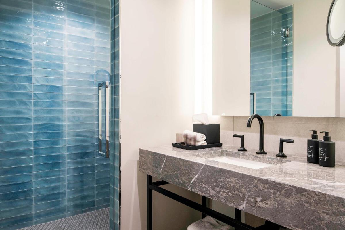 Отель The Dalmar, Fort Lauderdale, a Tribute Portfolio Hotel