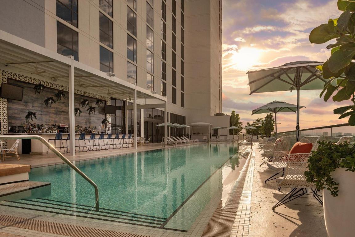 Отель The Dalmar, Fort Lauderdale, a Tribute Portfolio Hotel