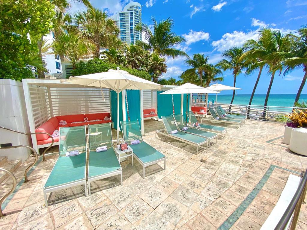 Отель The Diplomat Beach Resort Hollywood, Curio Collection by Hilton