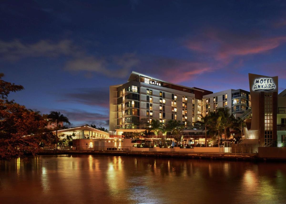 Отель The Gates Hotel South Beach — a Doubletree by Hilton