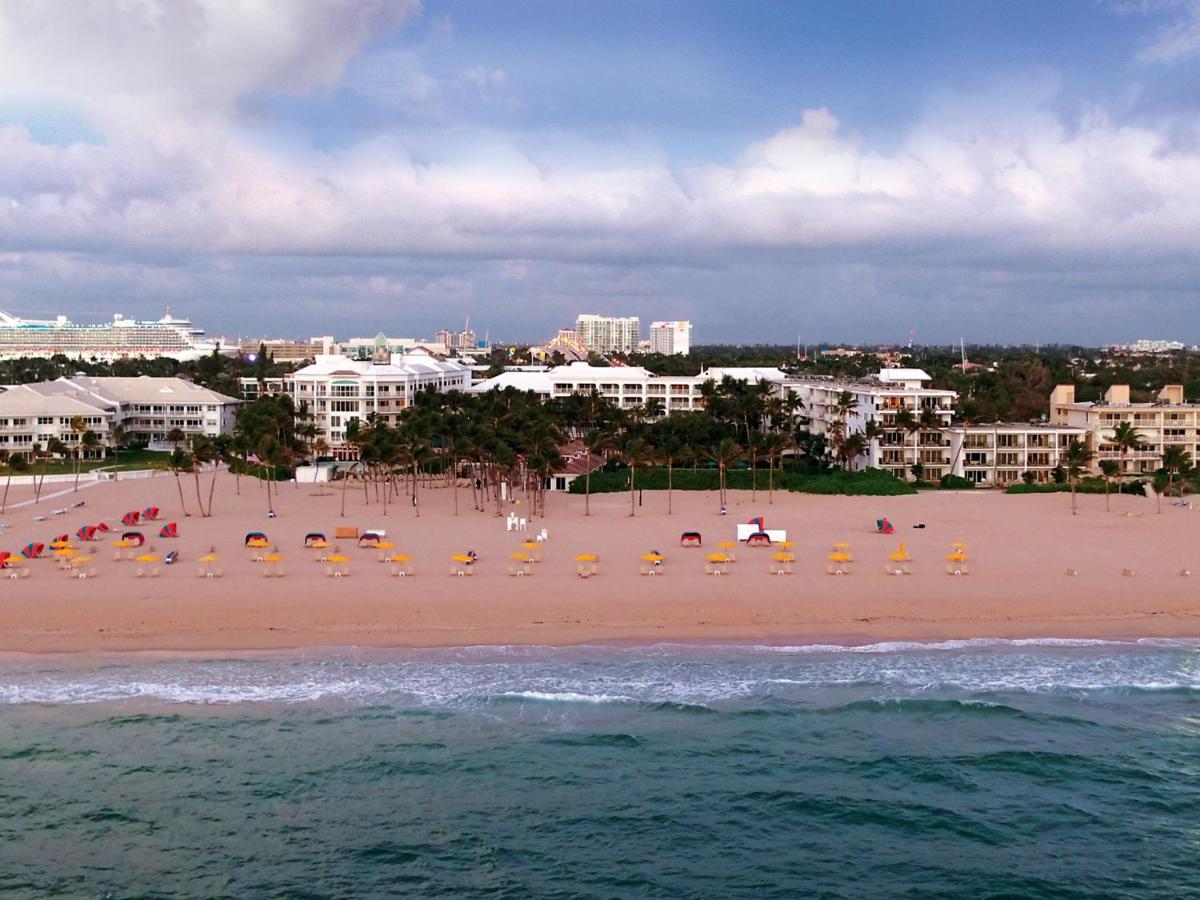 Отель The Lago Mar Beach Resort and Club