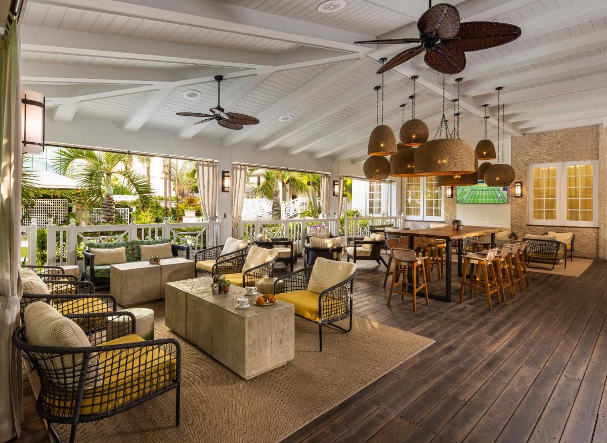 Отель The Palms Hotel & Spa