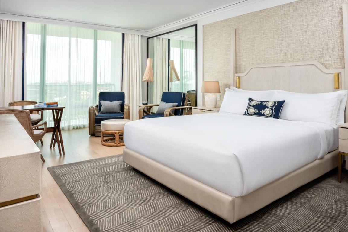 Отель The Ritz-Carlton Coconut Grove, Miami