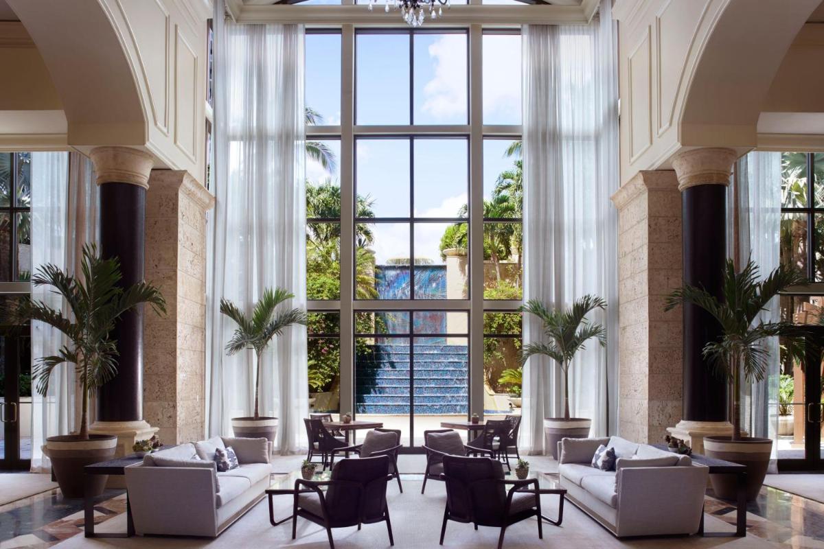 Отель The Ritz-Carlton Coconut Grove, Miami