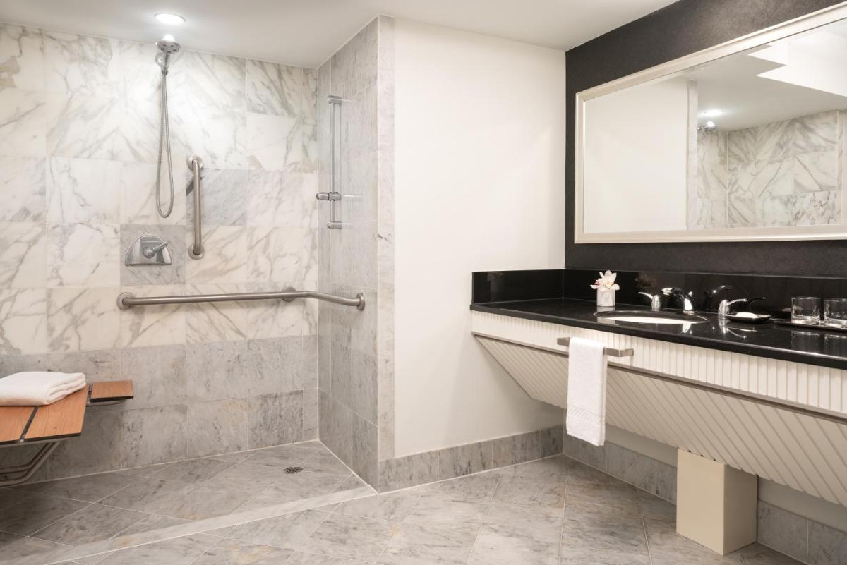 Отель The Ritz-Carlton South Beach