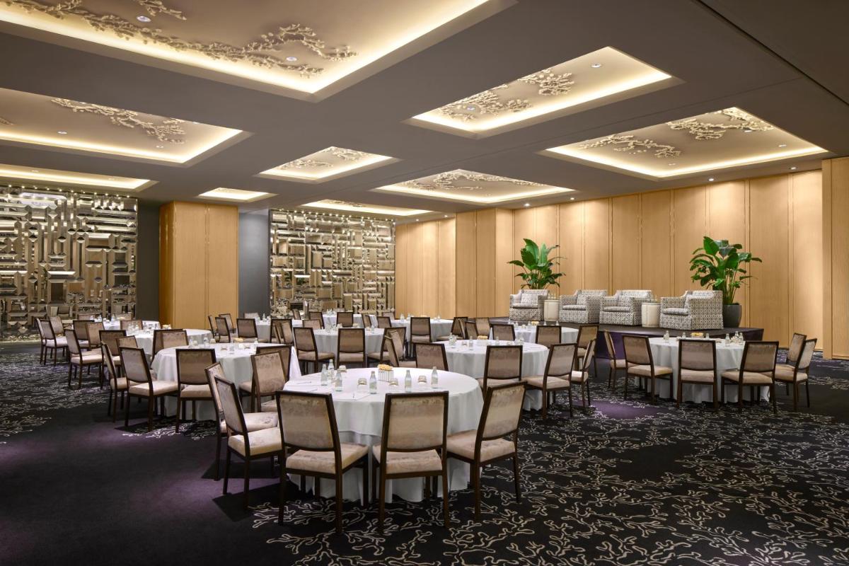 Отель The St Regis Bal Harbour Resort