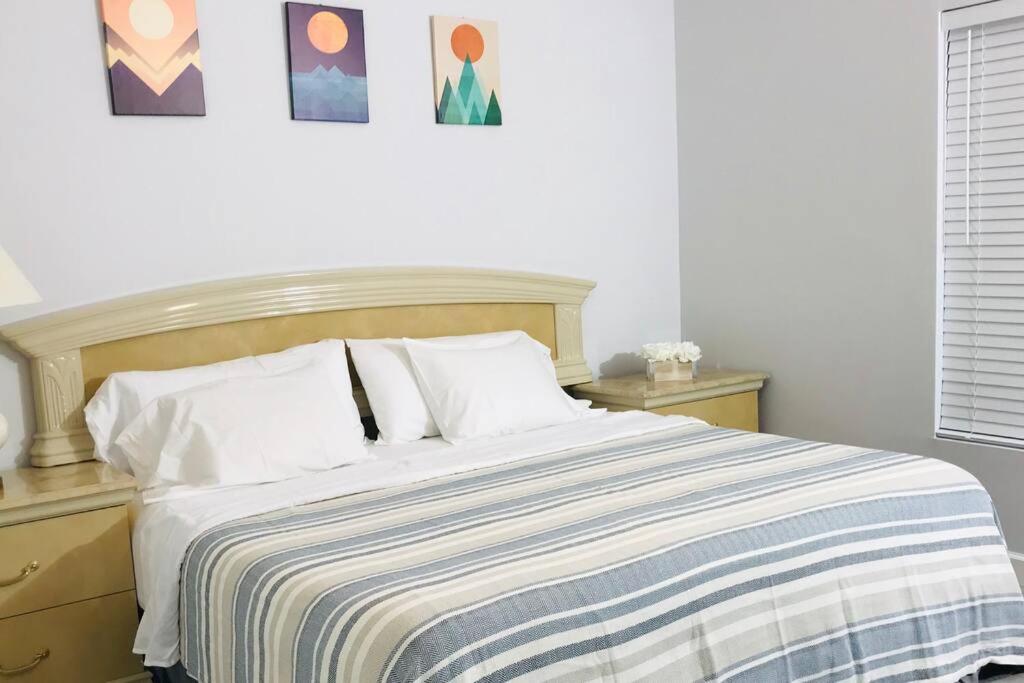 Апартаменты Trendy and Spacious Getaway