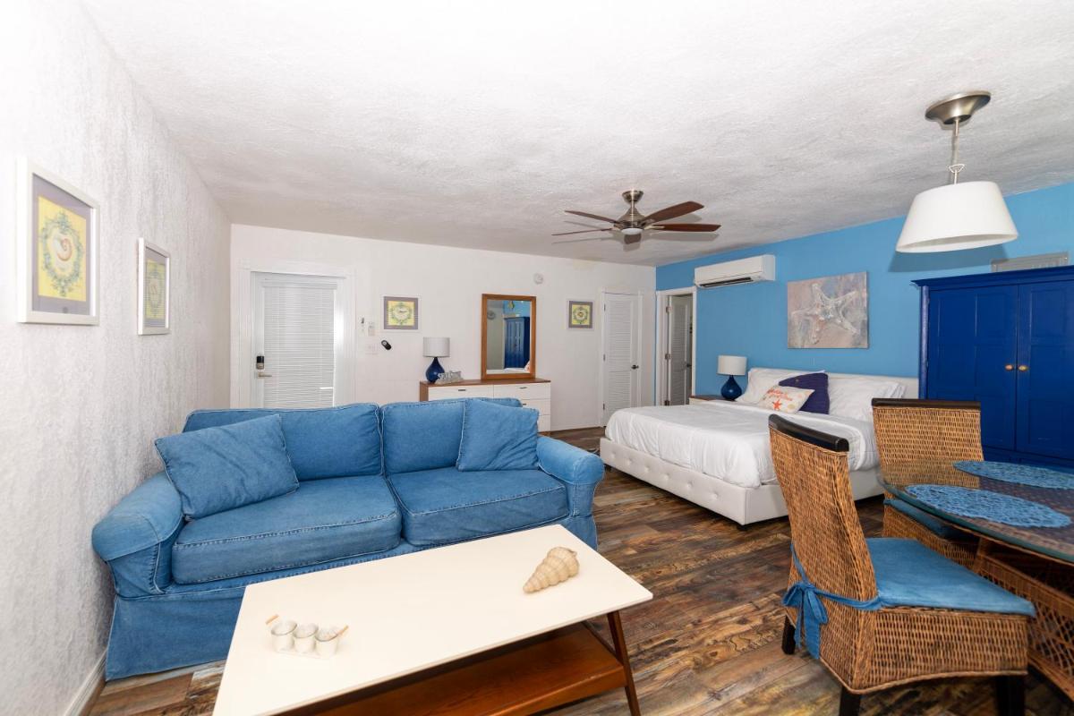 Отель Tropic Isle Boutique Hotel