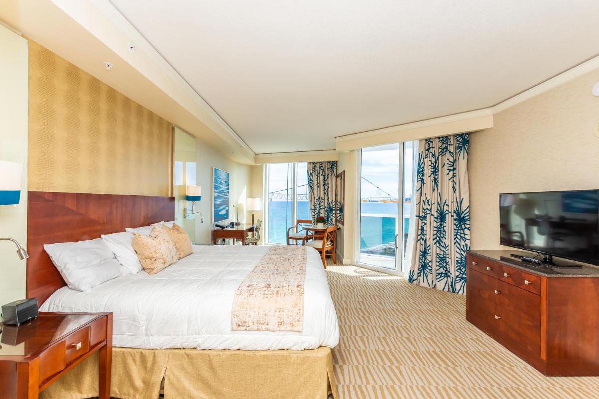 Апартаменты Trump International Beach Resort Ocean View 1100 sf 1 Bed 1Bth Privately Owned Sunny Isles