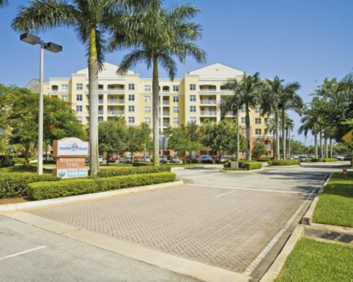 Апартаменты Vacation Village at Weston