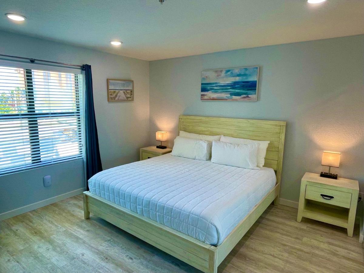 Отель Vistalmar Beach Resort