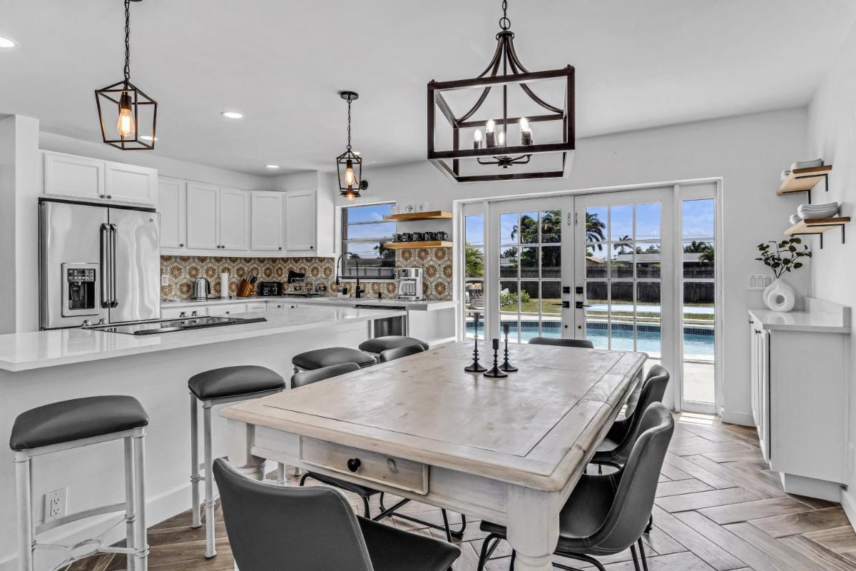 Апартаменты WEST PALM BEACH-Basketball Court, Heated Pool, Fire Pit